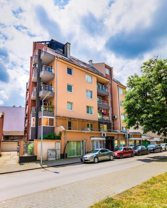 The Little Beauty Next To Old Town & Kapana Apartment Пловдив Екстериор снимка